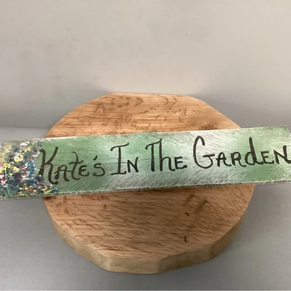 🟢 Vintage - Solid Wood Crafted Sign for “Kate” - Great Gift Idea - Handmade - Picture 8 of 11